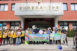 雲林斗六分局舉辦「遊街舉牌交通安全宣導活動」/李光揚翻攝