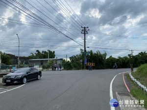 智慧型感應警示提醒，改善不對稱路口行車安全