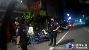 8旬老翁迷途找不到回家的路，中壢警方細心比對助老翁返家

