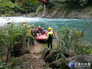 搜救行動針對河面上及水面下落實全面搜索