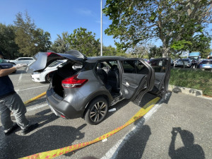 連姓男師與張姓女學生被發現倒臥租賃車中／讀者提供