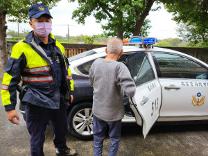 9旬老榮民風雨中迷途，警用人臉辨識助返家