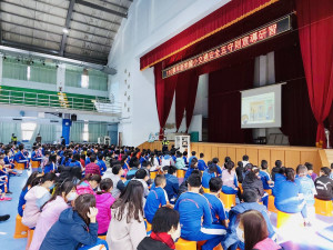 中壢警分局為提升學童交通安全意識，舉辦「交通安全五大守則」交通安全宣導活動