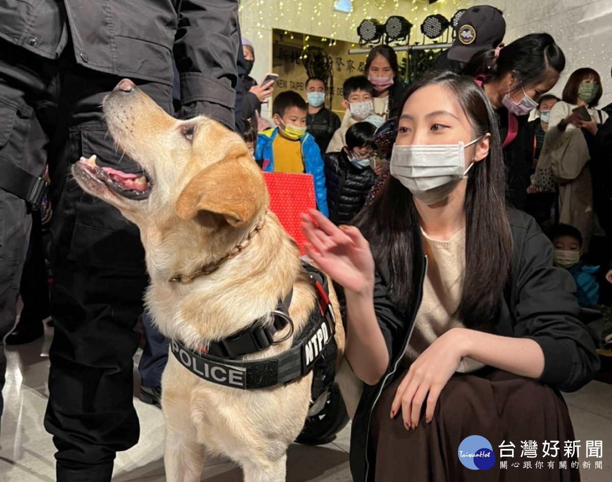 新北警耶誕園遊會　體驗區小朋友玩得超開心 台灣好新聞 第4張