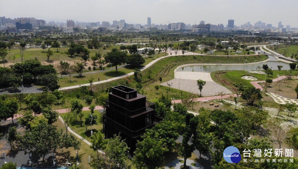 水湳經貿園區內雲集多座普立茲克建築大師作品。