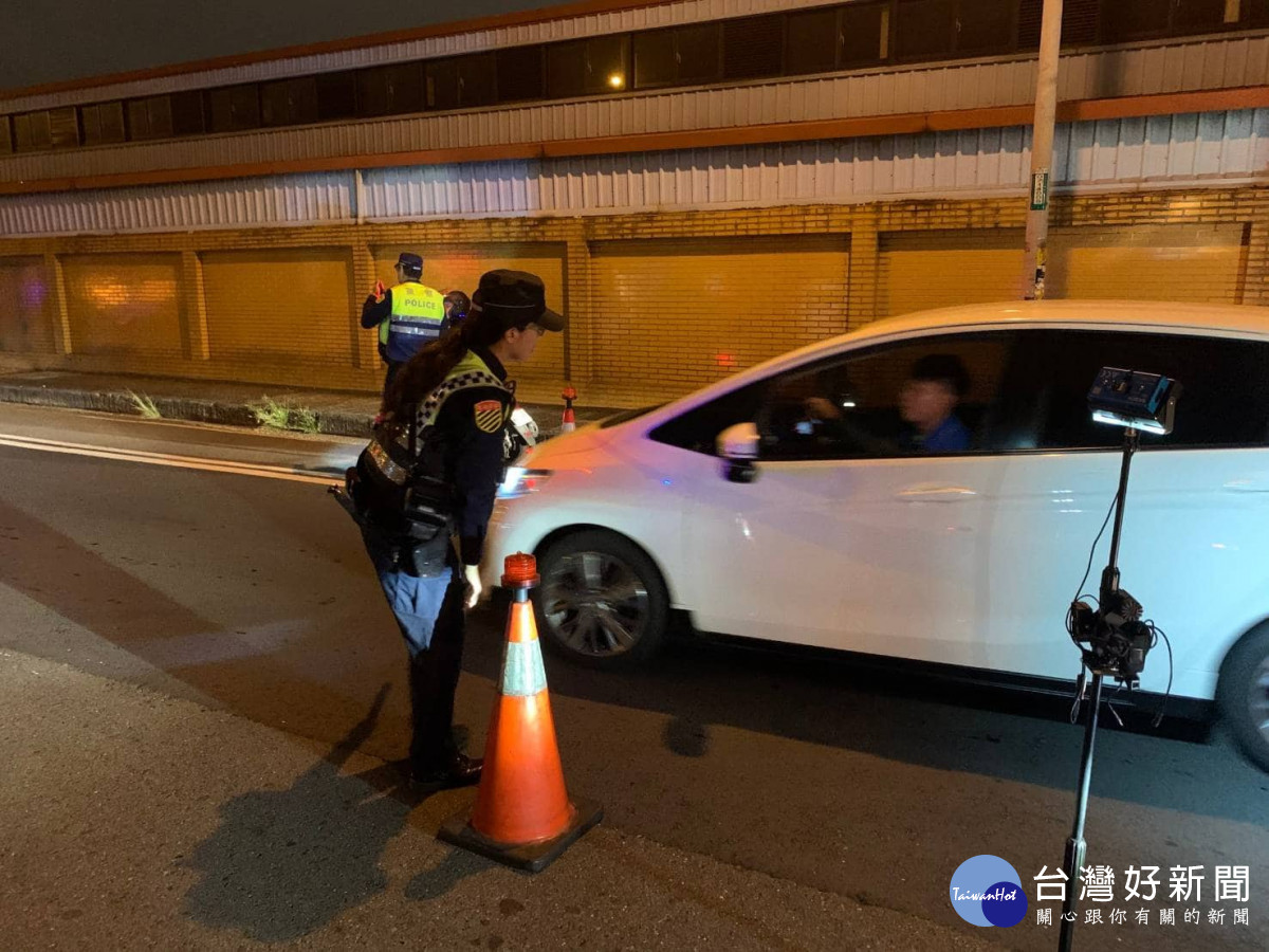 警察局執行「冬季加強防制酒後駕車」大執法