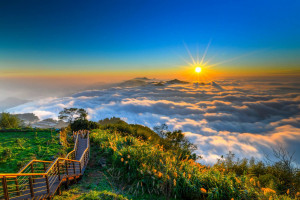 阿里山隙頂的夕陽。圖／牧雲攝影