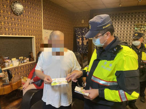 尾牙春節飲宴多，臺西警結合「代駕服務」宣導酒後勿駕車/臺西警分局