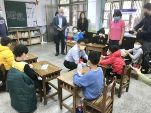 關心幼兒開學　潘孟安視察海豐國小暨海豐非營利幼兒園開學整備