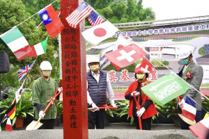 屏東大路關國小老舊校舍重建動工　潘孟安：打造師生安全環境