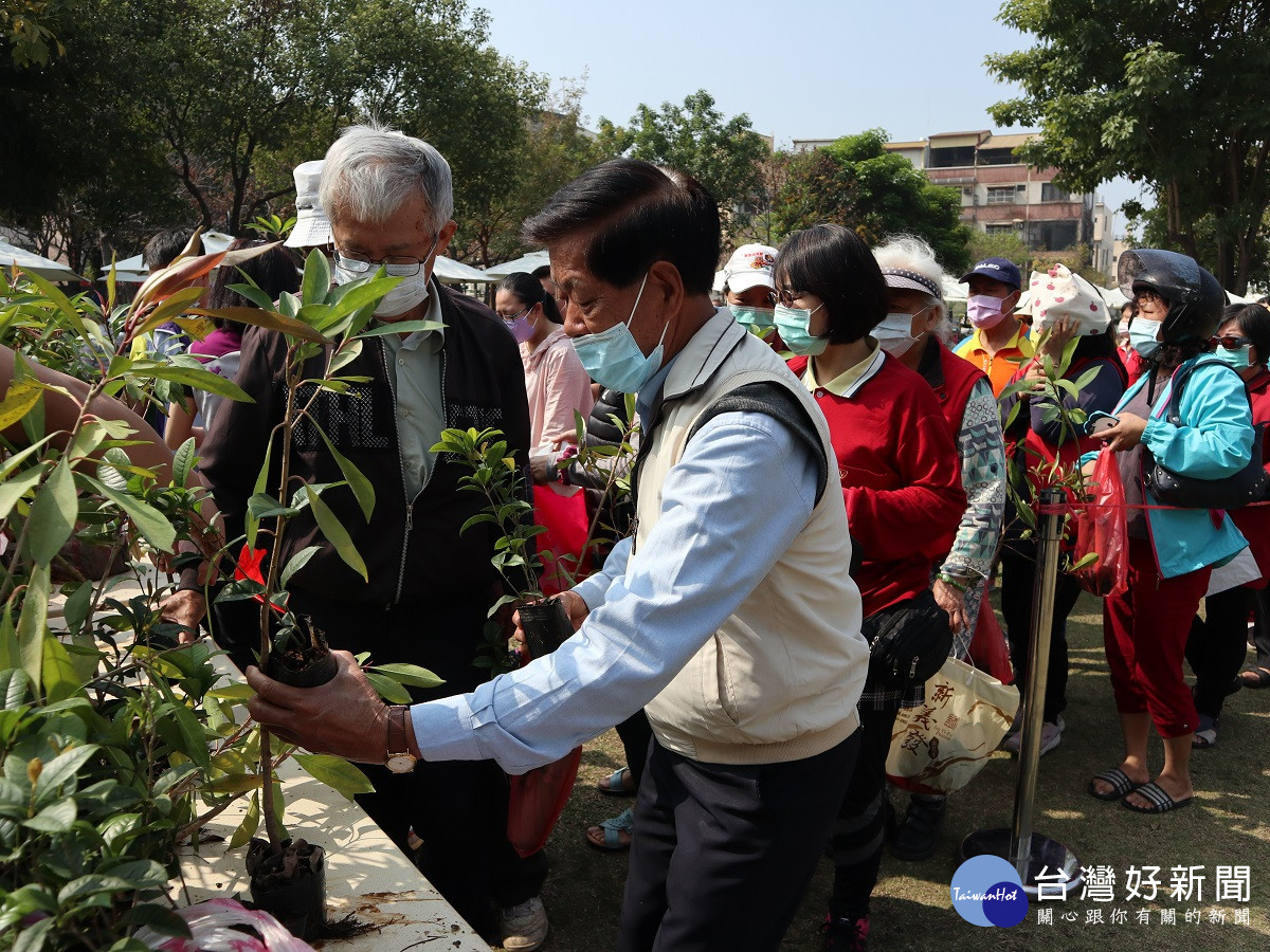 響應「植樹造林、呵護臺灣」植樹月　員林舉辦綠化4000株樹苗免費索取