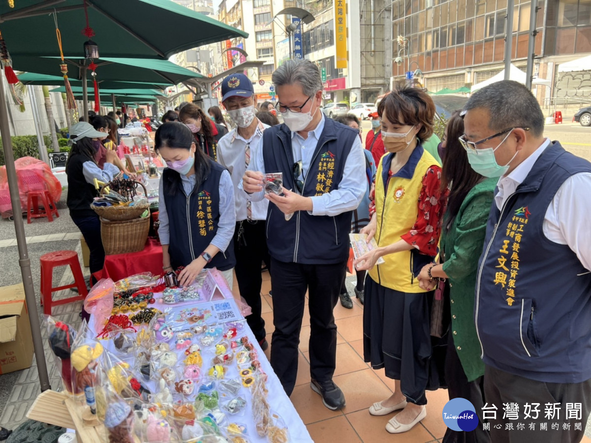 中區自由路商圈寵愛女人SHOPPING節活動