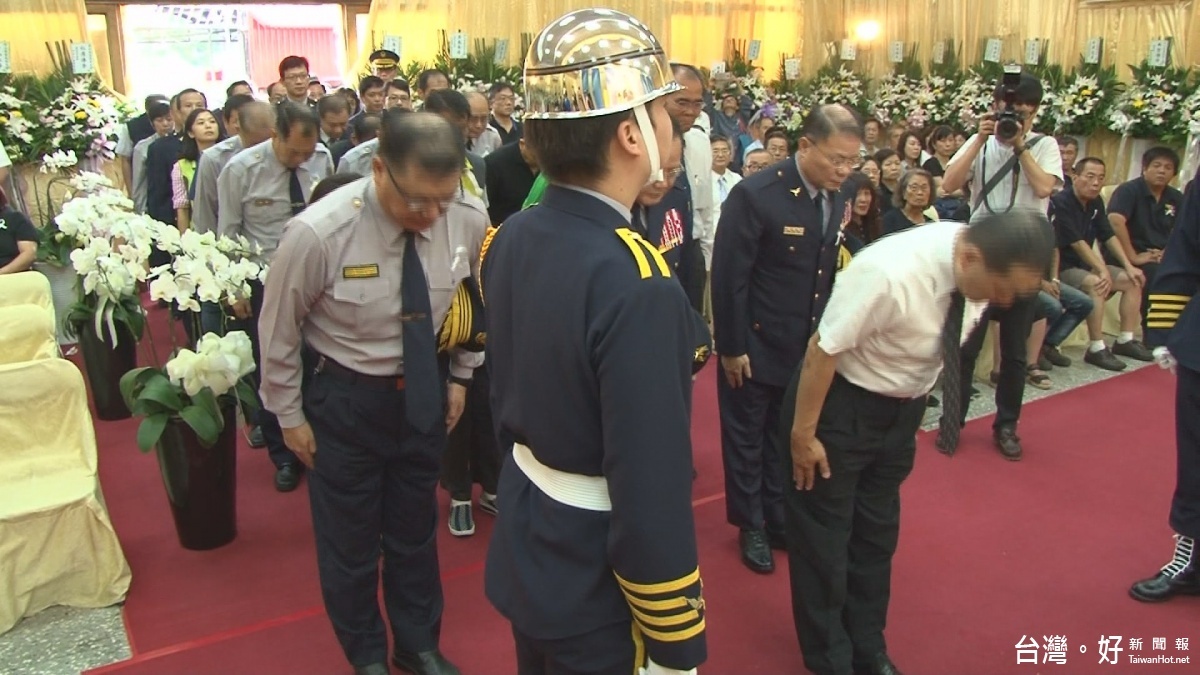 金山分局副分局長公祭　數百員警送別場面壯觀