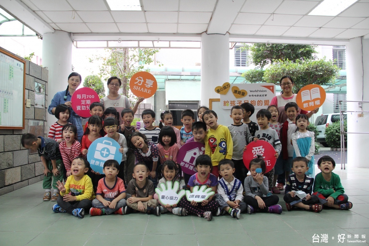 童心協力，小手發揮影響力 嘉市榮光幼稚園與仁愛幼兒園攜手關懷國內外兒童