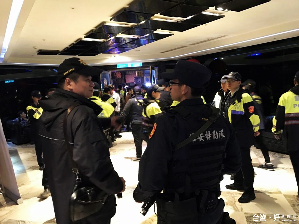 桃警北部地區同步擴大臨檢檢肅黑道幫派打擊組織犯罪