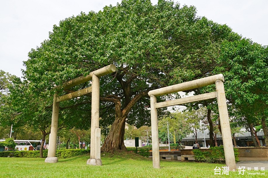 林森公園內有數處古蹟景點，可品味歷經清末、日據、政府遷臺及建物拆遷等不同時期的風貌（圖／台北市公園處）