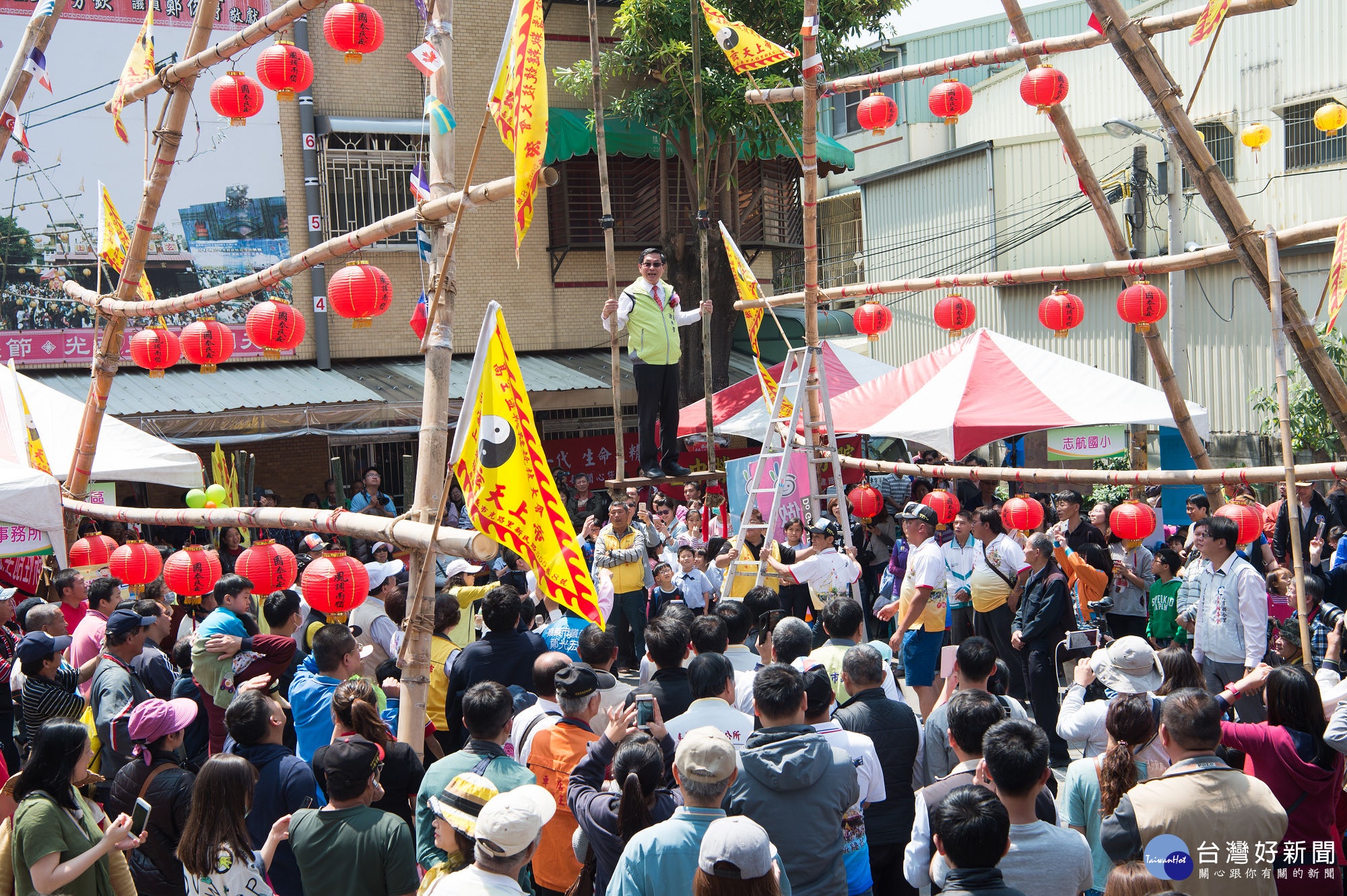 看誰盪得高 嘉市鞦韆競技4/2玄天上帝廟埕熱鬧開賽