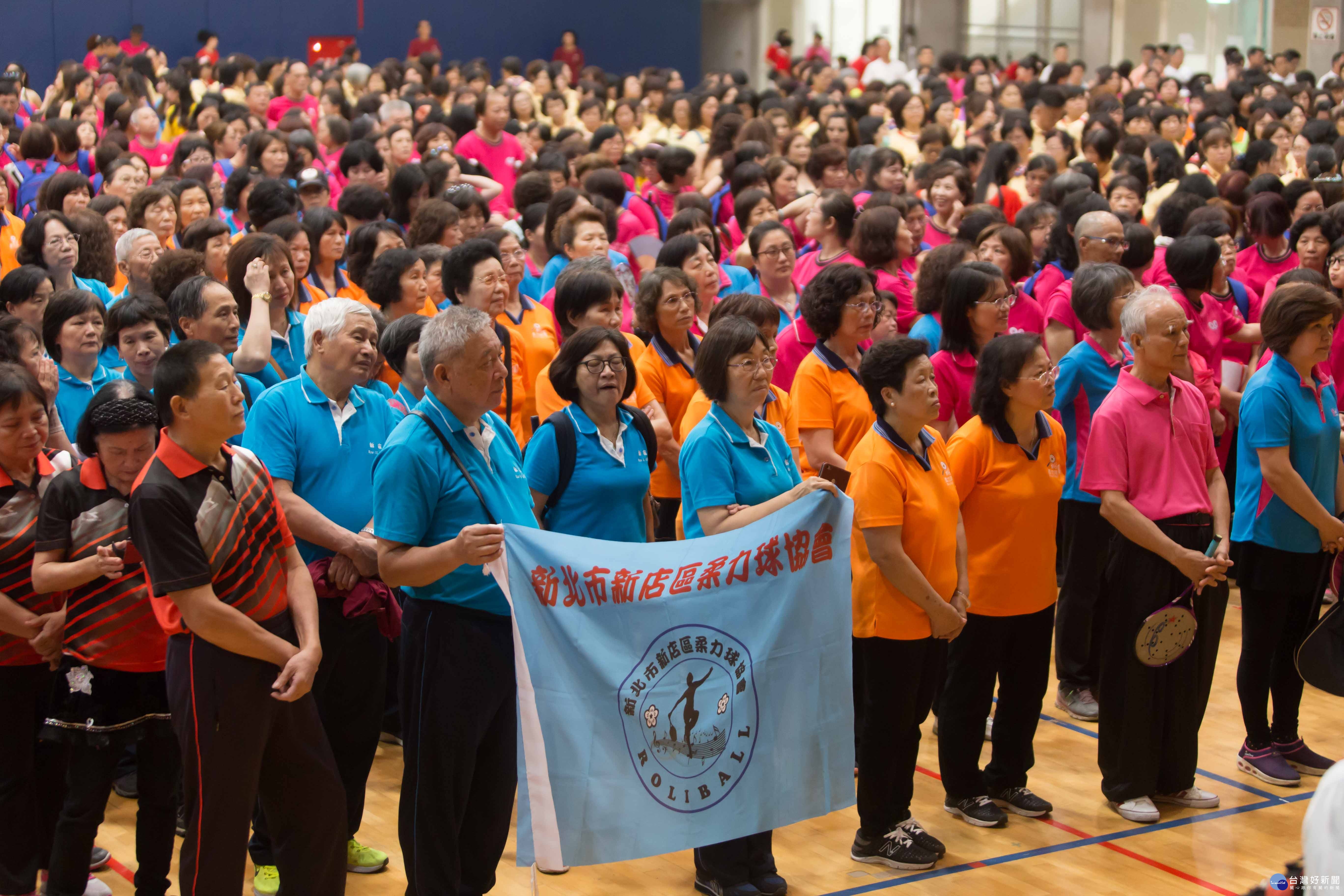 舞林高手齊較勁，展現熱情與自信。（圖／基隆市政府新聞科提供）