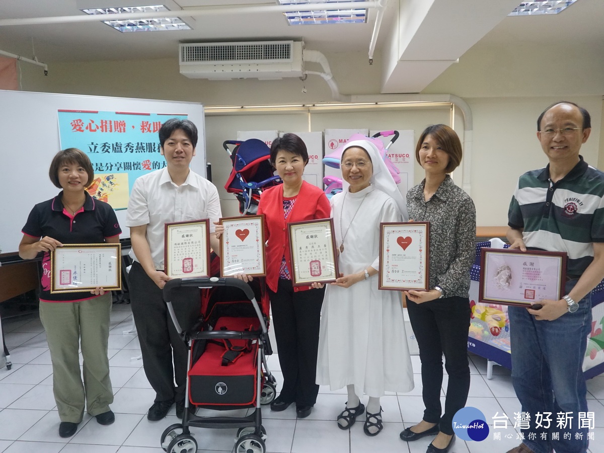 鴻銘國際發願贈車給社福團體