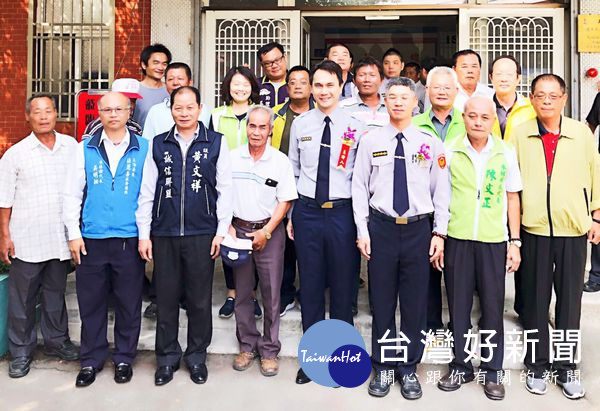 北港警分局所長交接佈達典禮，地方各級民代及鄉親均到場觀禮，展現警民團結和氣。（記者陳昭宗拍攝）