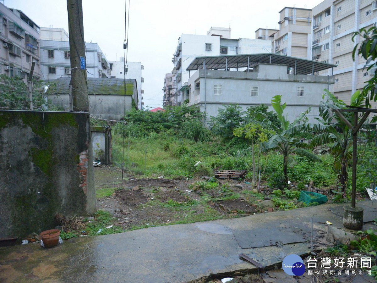 八德區忠勇街424巷瓶頸道路現況。