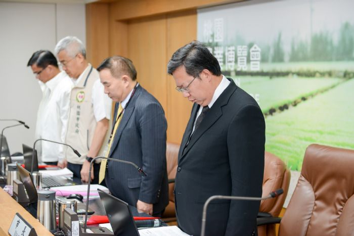 鄭文燦表示，市府規劃在桃園市立綜合體育館舉辦追思會，期盼各界能夠一起參加，表達對消防弟兄的敬意。