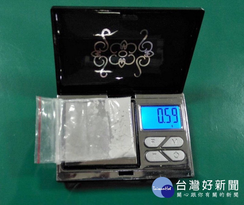 北港警方執行青春專案威力掃蕩，提高夜間見警率，陸續查獲酒駕、通緝犯及毒品等案。