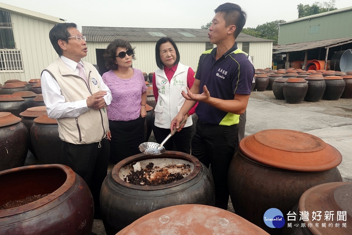 義興醬園榮獲在地特色老店獎 古法醬油注入創新思維