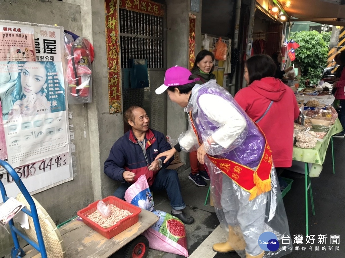 楊麗環選情告急 重量級人士紛紛發言力挺(仍持續掃街拜票)