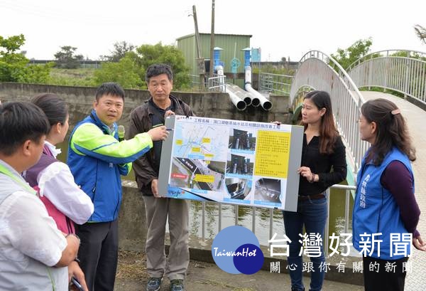 雲縣府回應地方民生需求，充實基礎建設工程，副縣長謝淑亞率隊會勘四湖鄉蔡厝村重劃區農路、口湖鄉頂口湖簡易抽水站等相關設施改善工程。（記者陳昭宗翻攝）