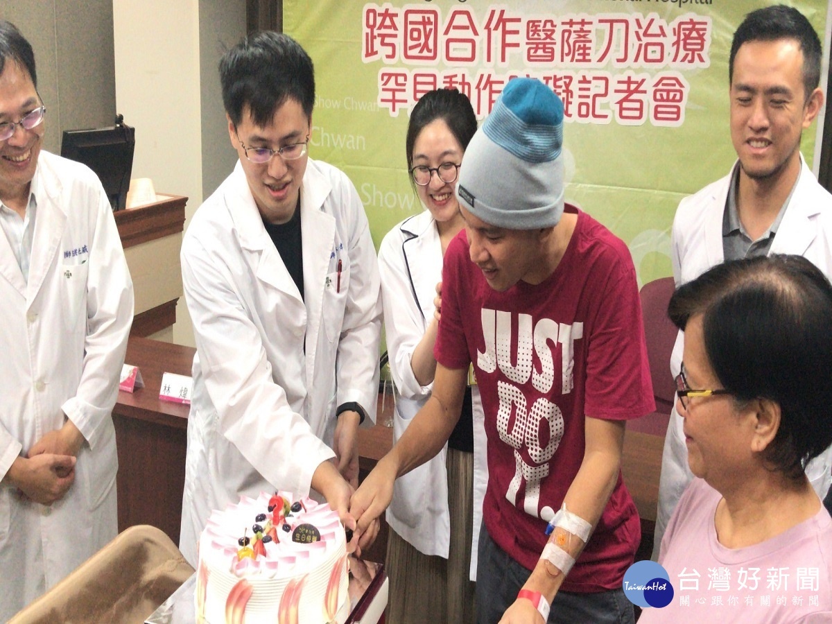 秀傳醫療跨國合作　醫薩刀治療菲國「Lubag症」患者帶來重生 台灣好新聞 第5張
