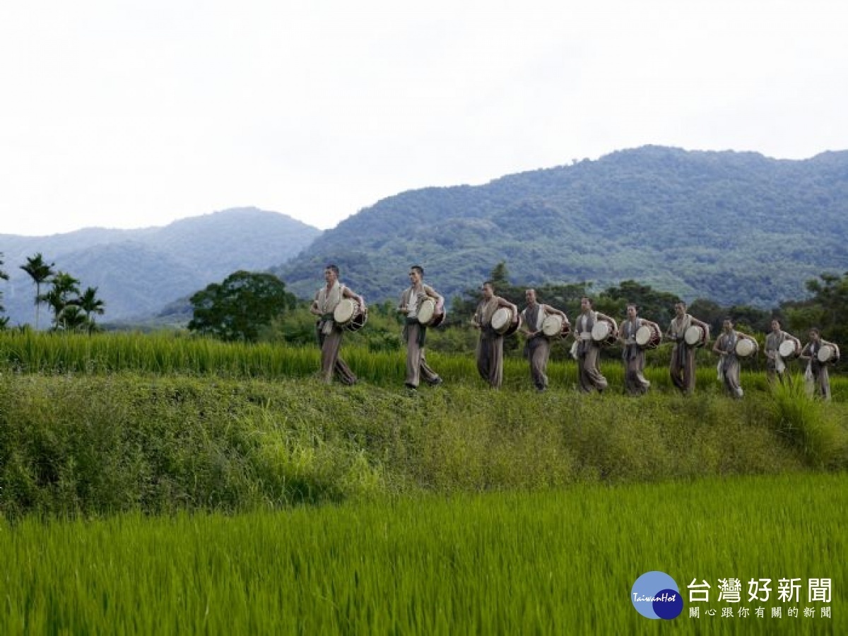 優人神鼓敲響農博，邀您共享綠色音樂饗宴。