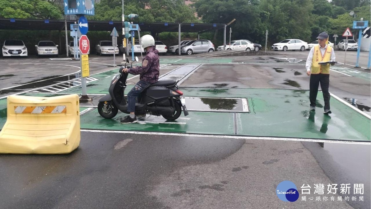 普重機駕駛訓練補助加碼　培養正確駕駛習慣 台灣好新聞 第2張