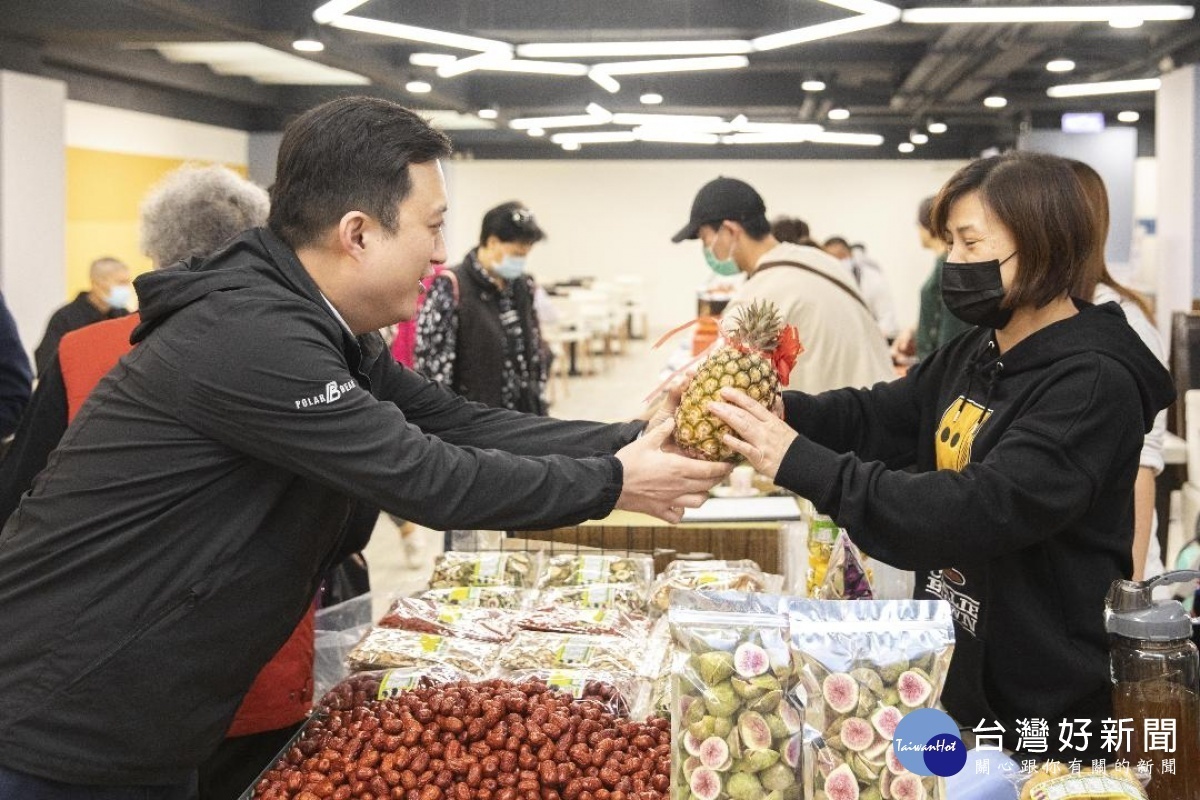 市府地下一樓美食街重新開幕