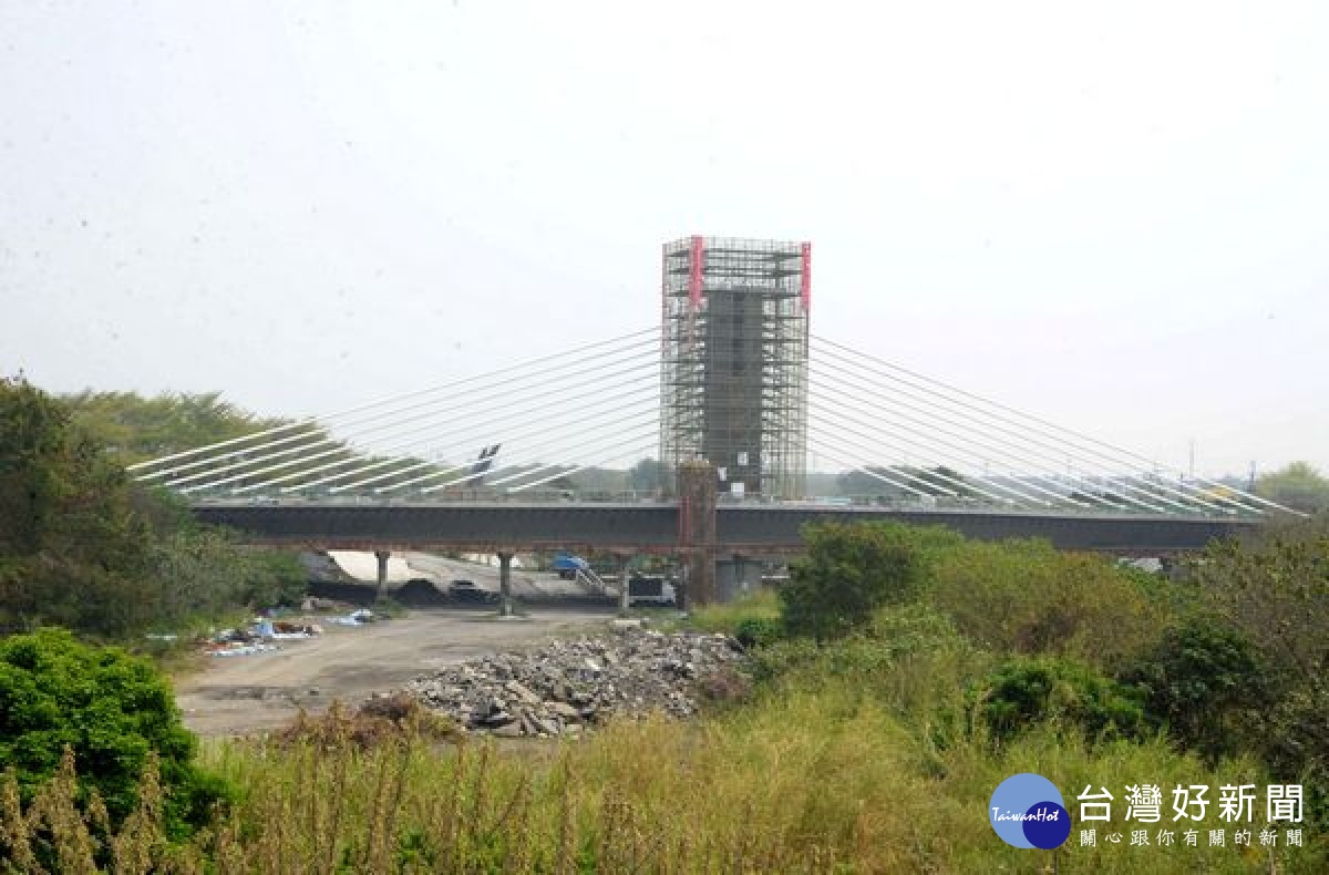 視導跨虎尾溪橋新建工程　張麗善勉達成6月通車目標 台灣好新聞 第2張