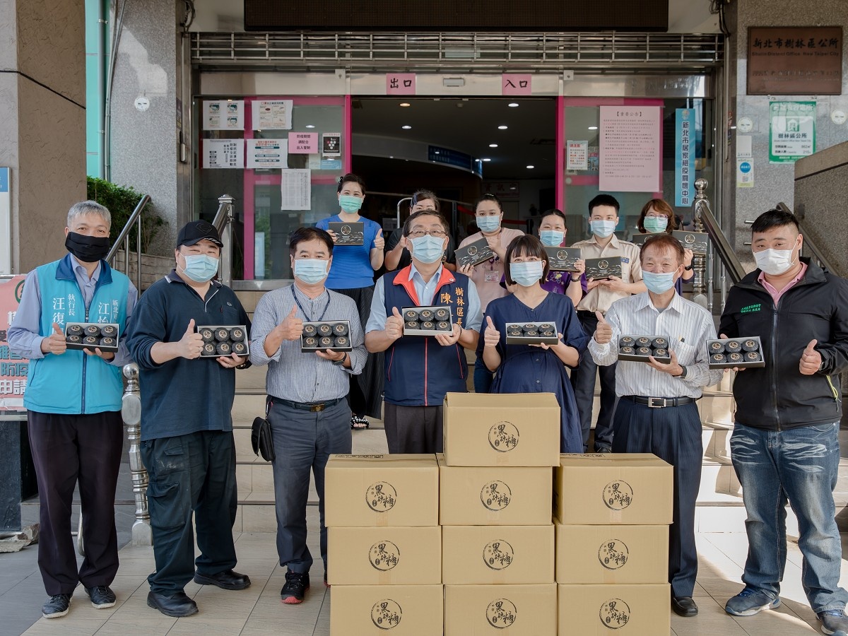 江怡臻攜手三峽在地企業　捐土城區公所等防疫肥皂 台灣好新聞 第2張