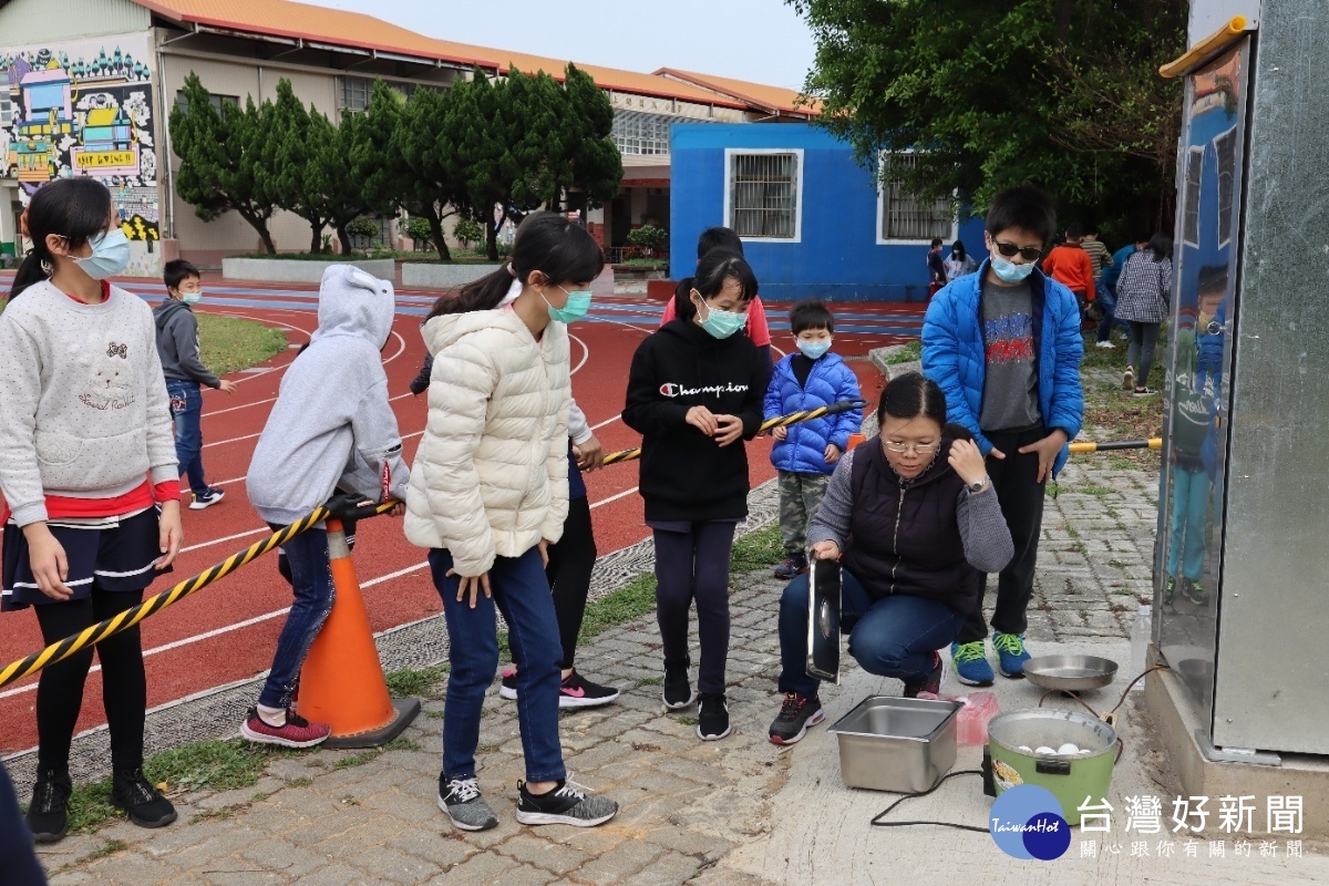 桃市楊梅上湖國小 創意風能Fun科學