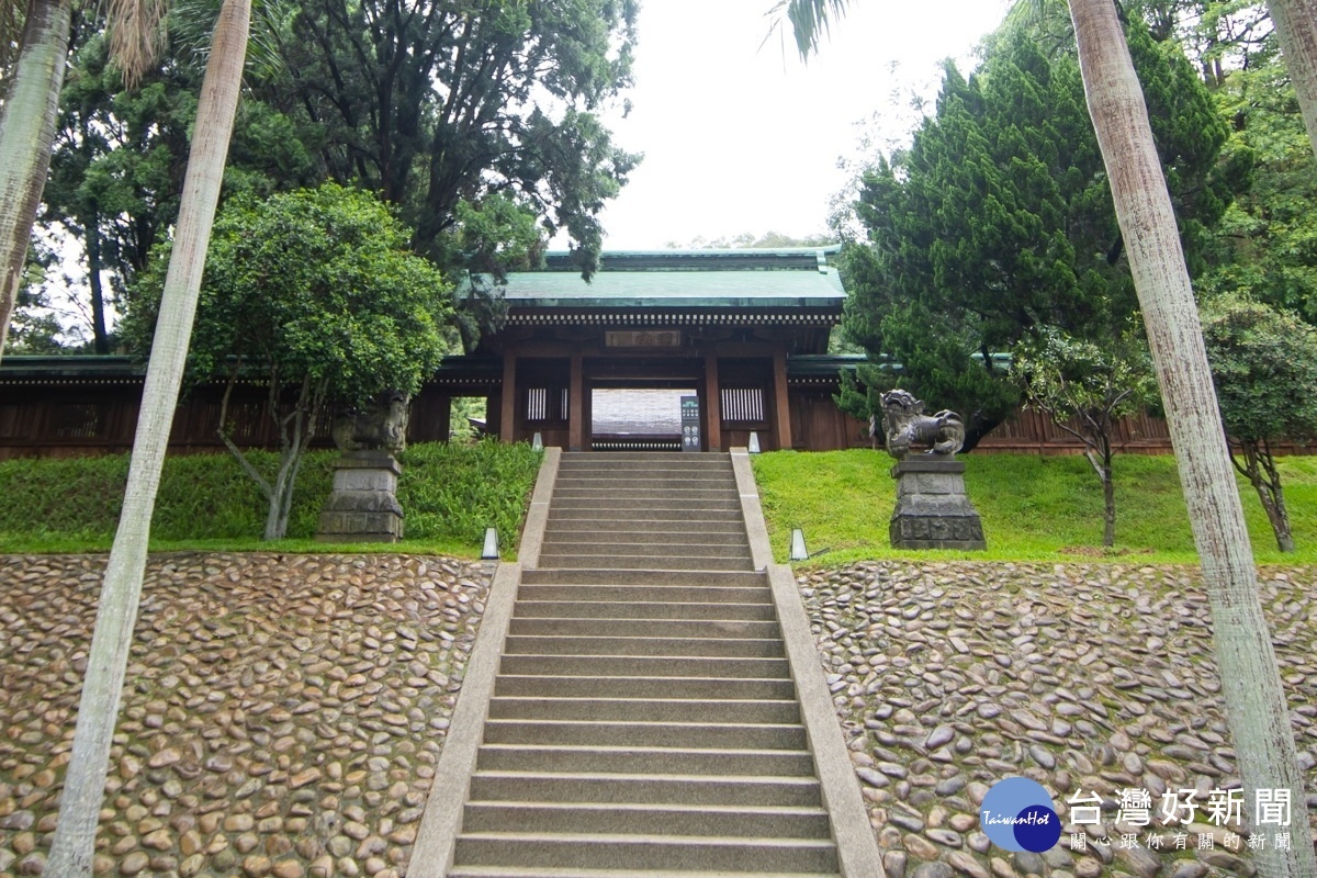 桃園市定古蹟「桃園忠烈祠暨神社文化園區」修復工程已完成，預計在7月15日重新對外開放。