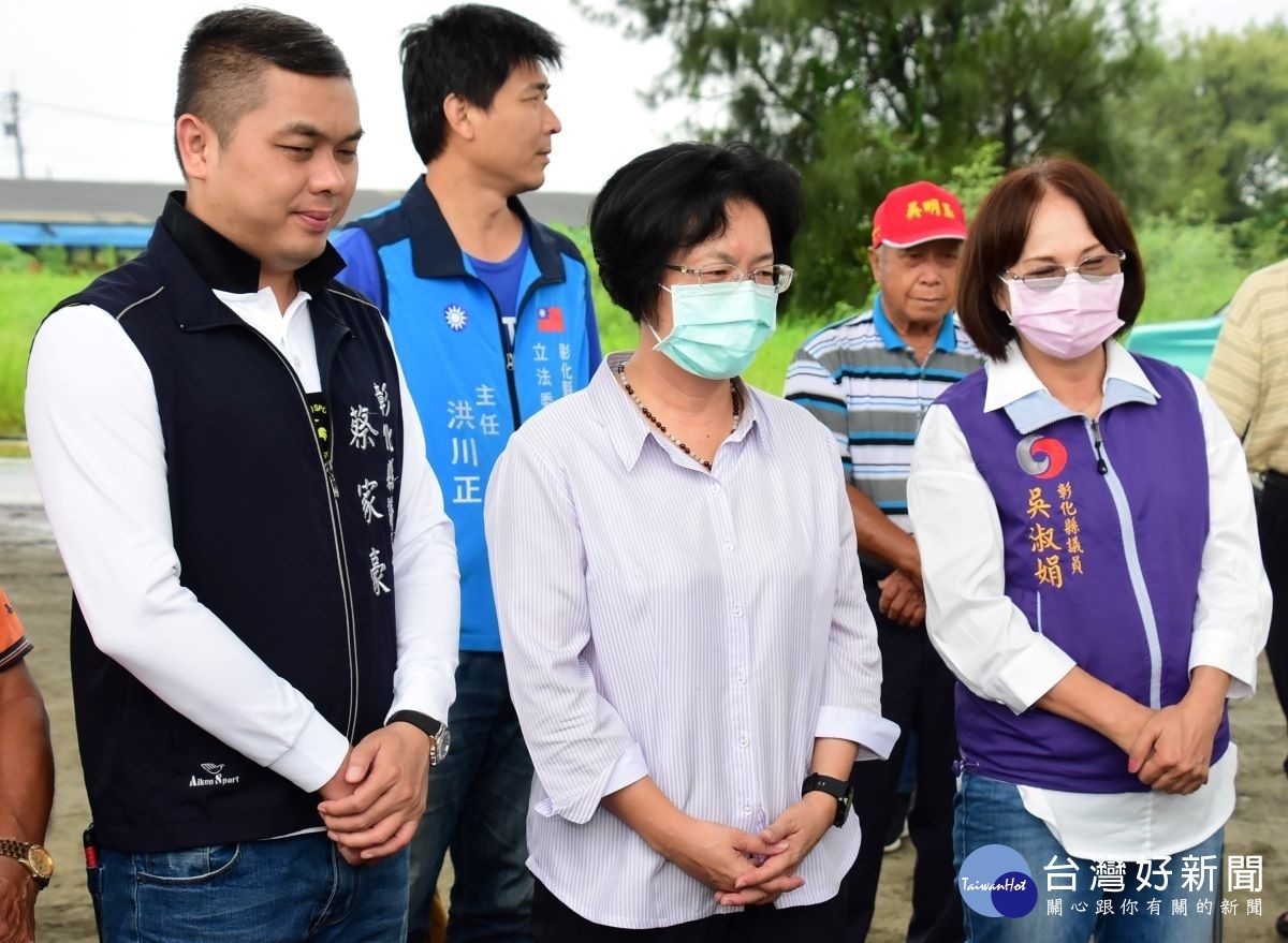 台61線大城段高架橋下魚寮溪北岸易淹水　王惠美實地現勘改善排水 台灣好新聞 第3張