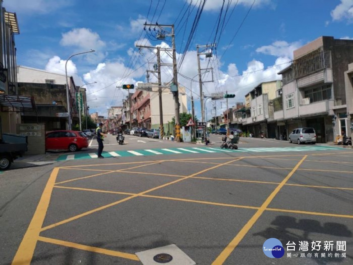 為維護路口行人通行安全，桃園市警局將自9月1日起，進行為期一個月路口安全大執法。