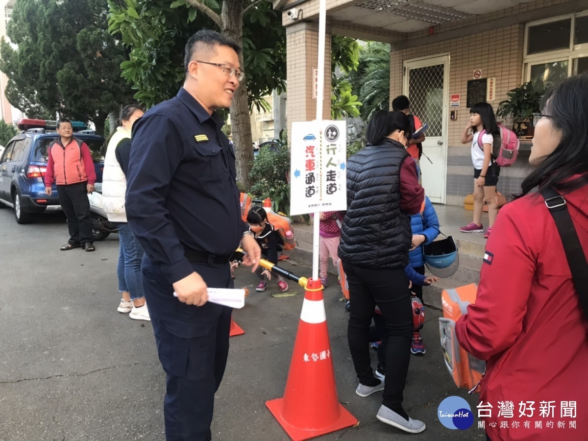 為強化校園安全維護工作，平鎮警分局走進校園召開各校聯合防制會議