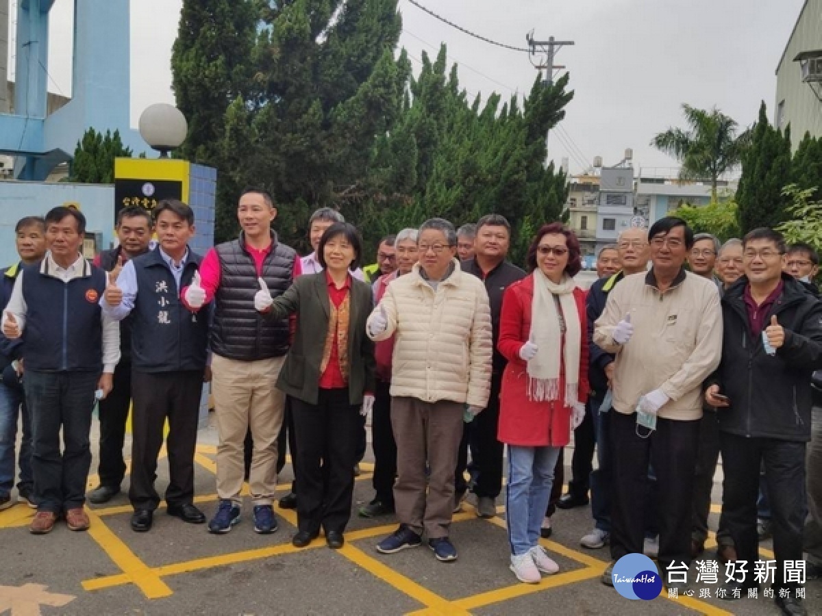 台電雲林區營業處土庫服務所揭牌啟用，秉持誠信、關懷、服務、成長之理念，持續戮力提供穩定安全之供電與貼心完善之服務。