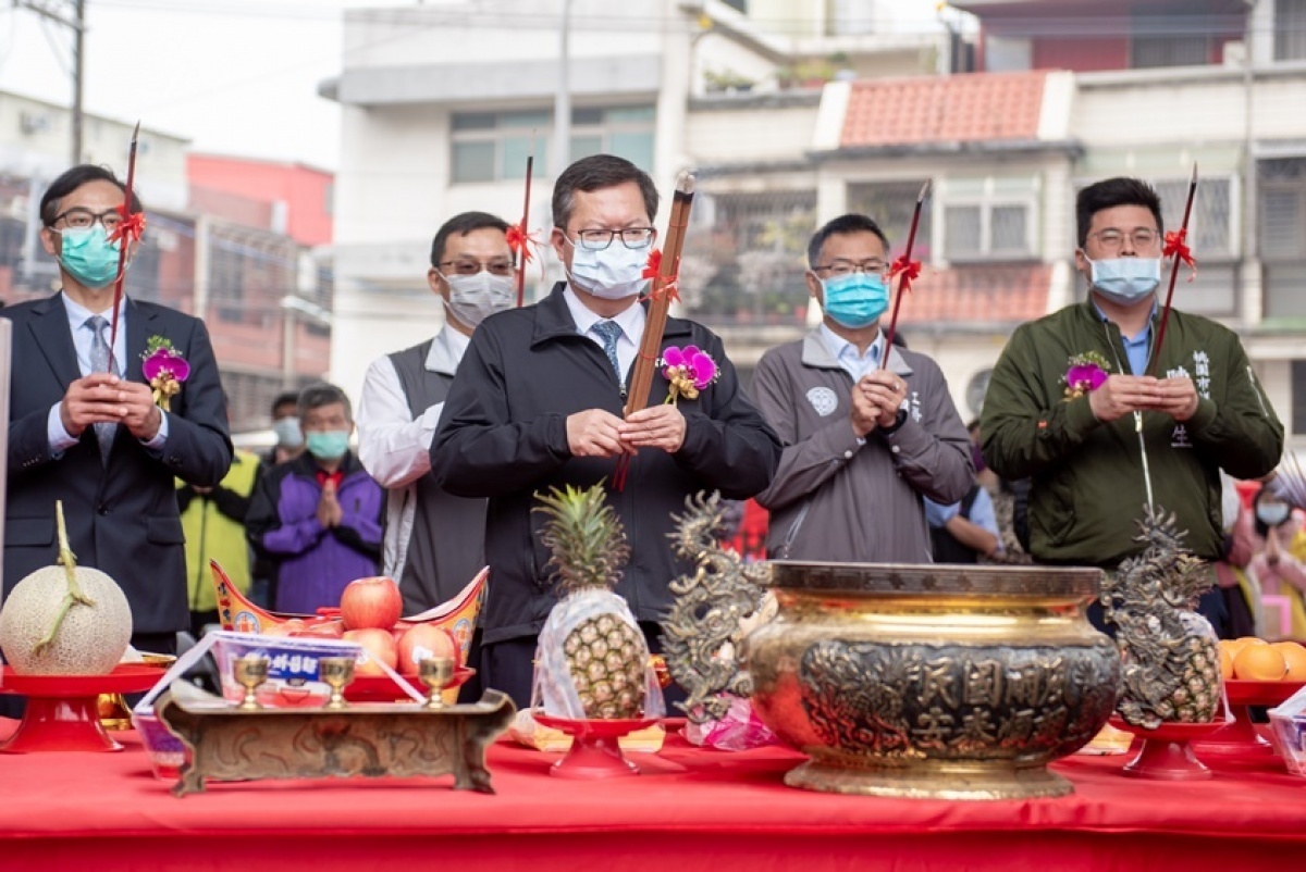 市長上香祝禱完成啟用儀式