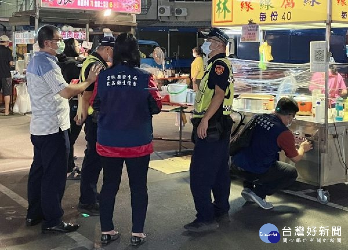 北港夜市微解封　警協助交整維安 台灣好新聞 第3張