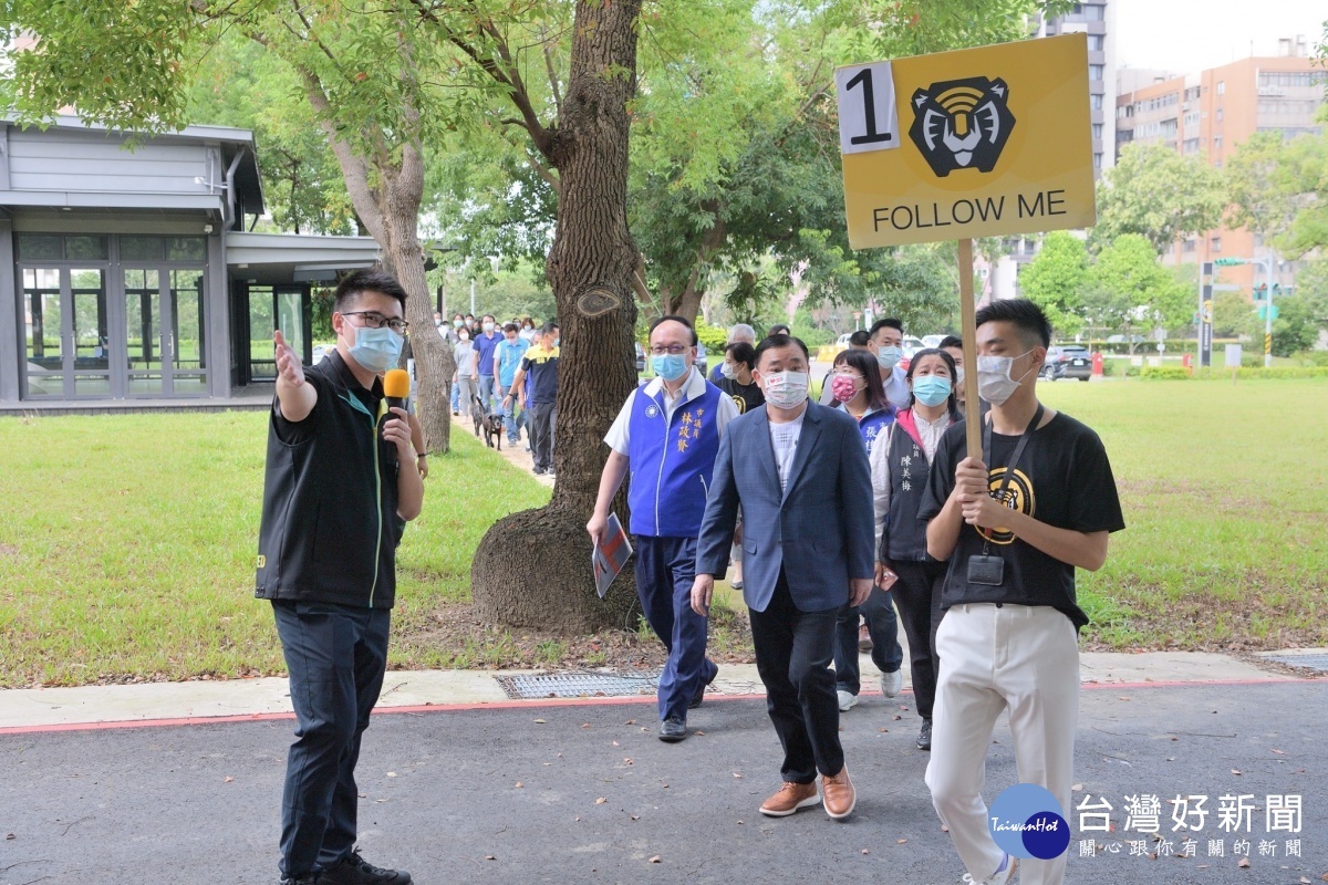 桃園市議會由邱議長奕勝帶領多位議員視察虎頭山創新園區